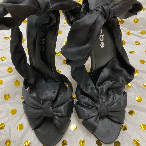 Bebe satin tie heels. Sz 7 - Picture 1 of 5